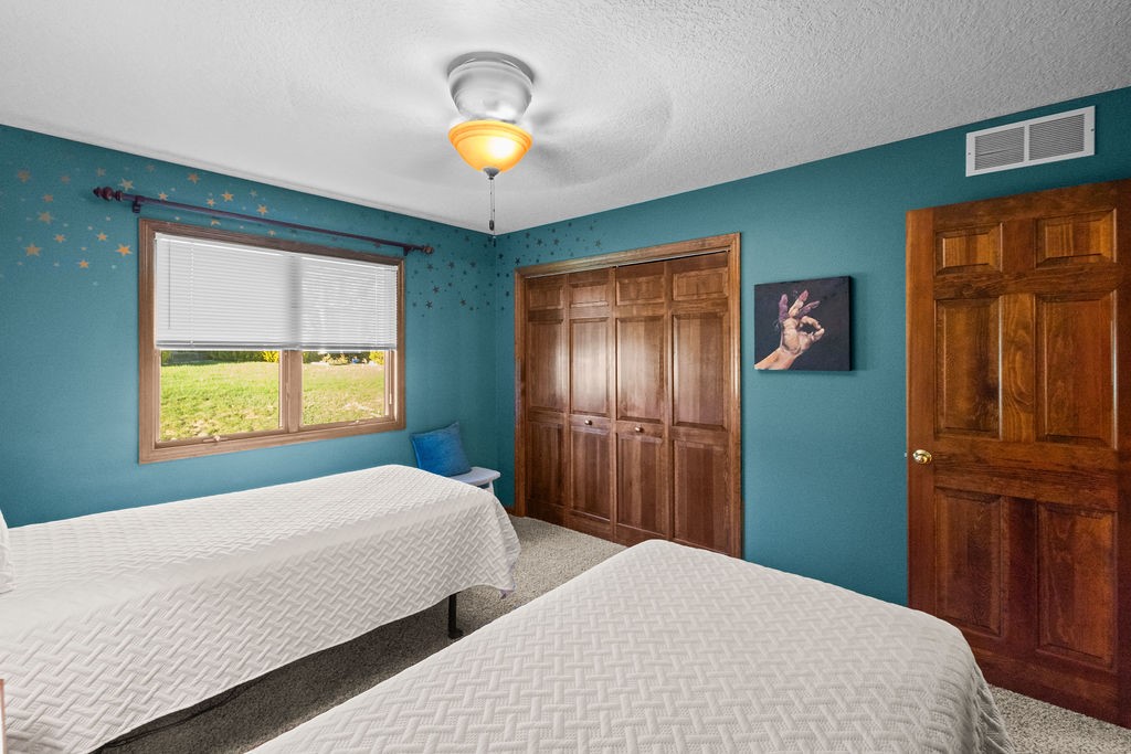 1110 Woodridge Court Decatur, IL 62526 - Photo 25 of 45 Gallery Image 25