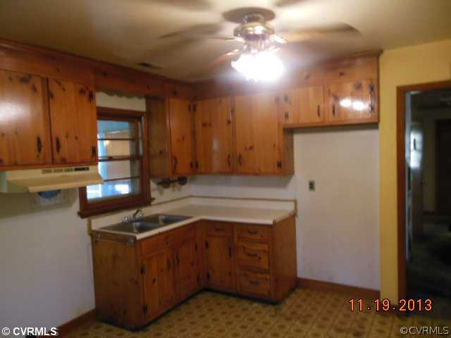 2723 Bertram Road Richmond, VA 23224 - Photo 4 of 9 Gallery Image 4