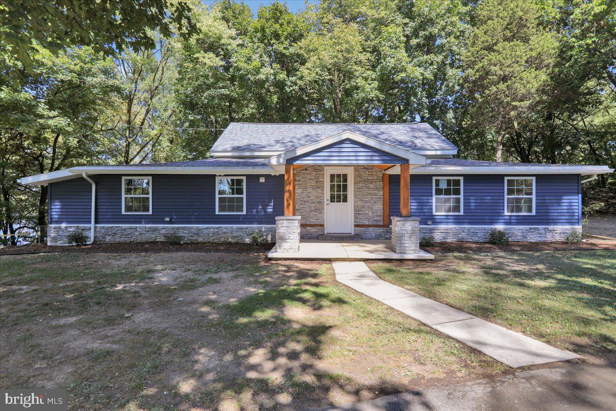 1448 Cross Keys Road Reading, PA 19605 - Photo 3 of 31 Gallery Image 3