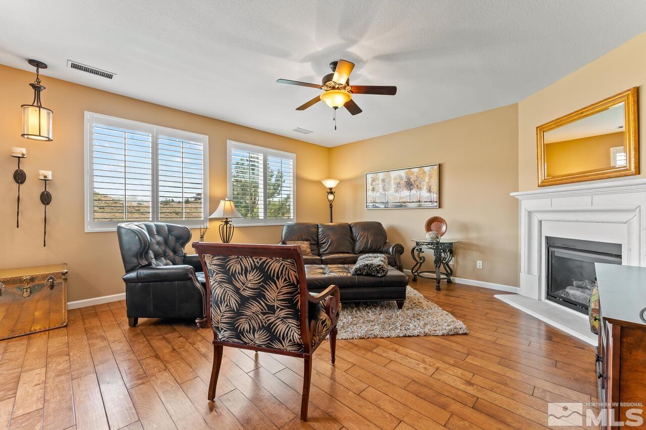 2330 Maple Leaf Trail Reno, NV 89523 - Photo 6 of 40 Photo 6