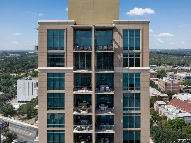 view of building with outdoor space