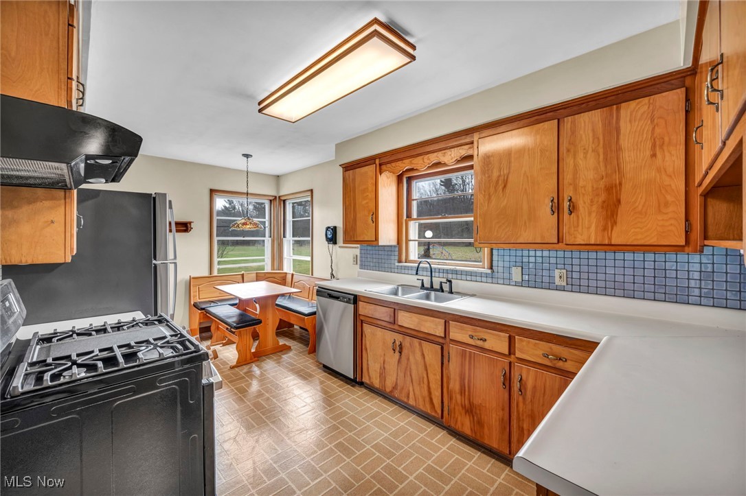 34910 Martin Road Willoughby, OH 44094 - Photo 8 of 29 Gallery Image 8