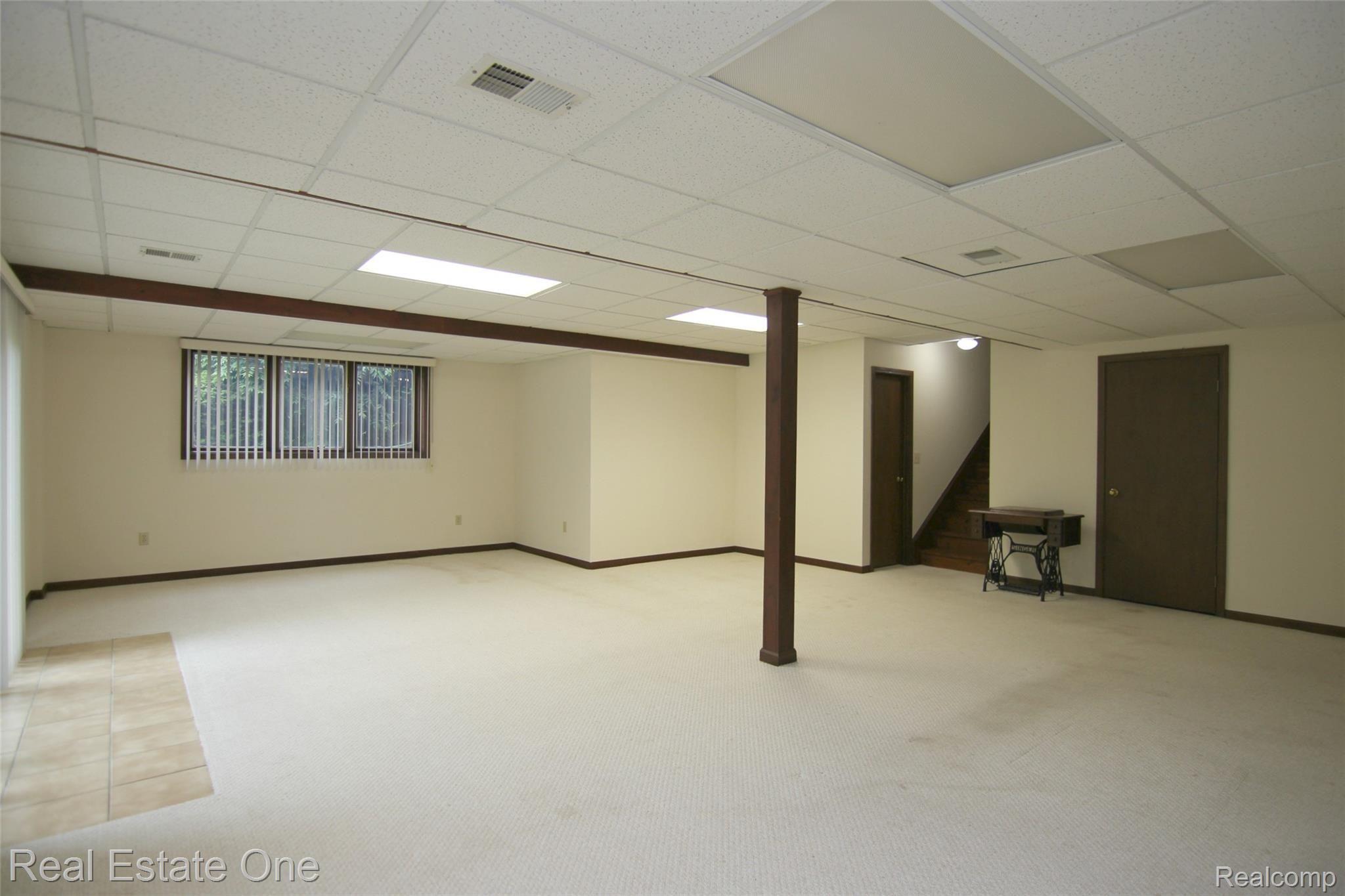925 East Buno Road Milford, MI 48381 - Photo 29 of 31 jBeagan Ct Basement 2.jpg