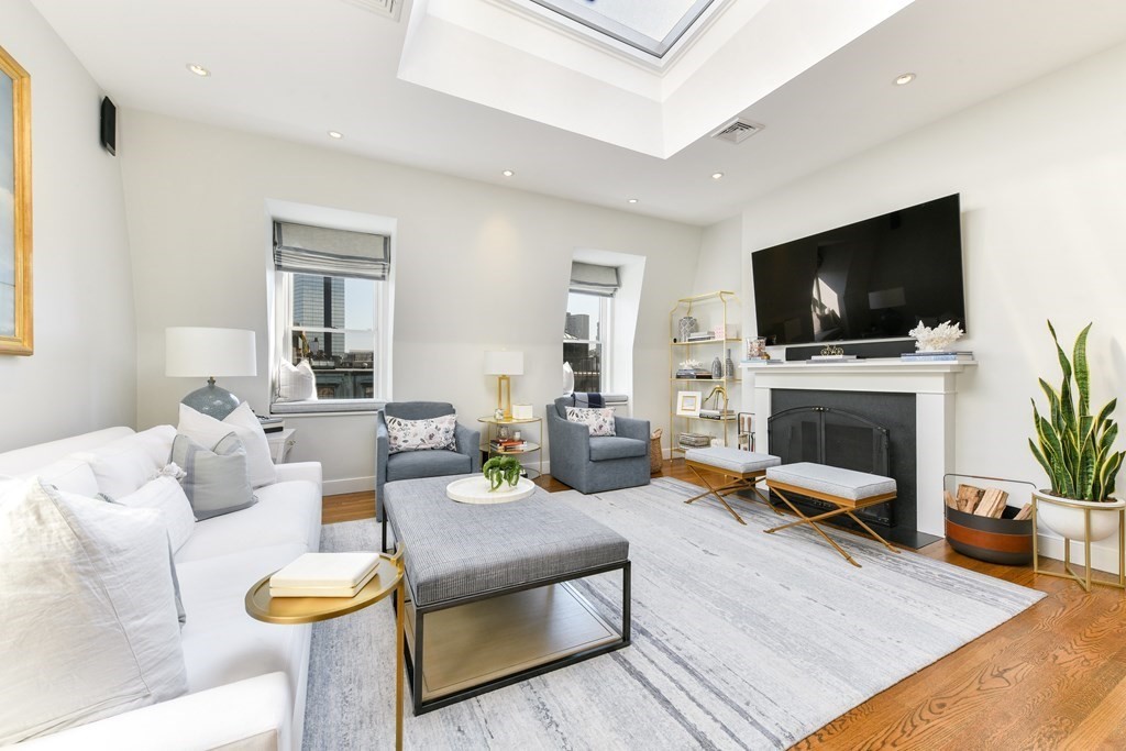 223 Beacon Street, Unit 4 Boston, MA 02116 - Photo 6 of 17