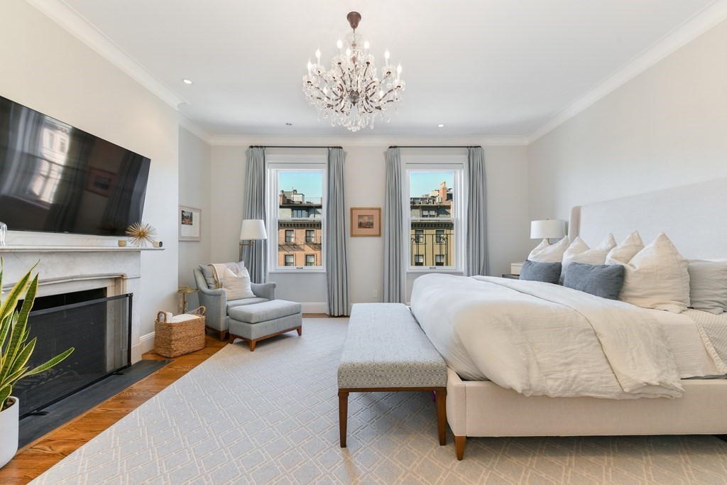 223 Beacon Street, Unit 4 Boston, MA 02116 - Photo 10 of 17