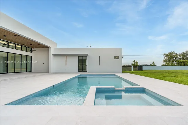 $4,299,000 | 12190 Northwest 6th Street, Miami, FL 33182