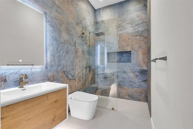 $4,299,000 | 12190 Northwest 6th Street, Miami, FL 33182