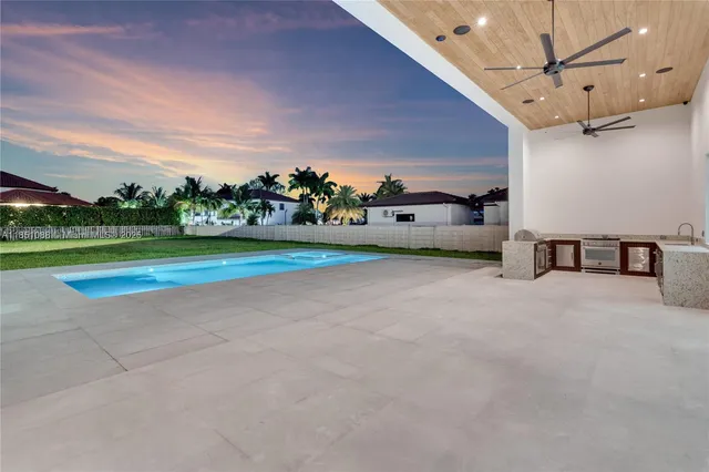 $4,299,000 | 12190 Northwest 6th Street, Miami, FL 33182