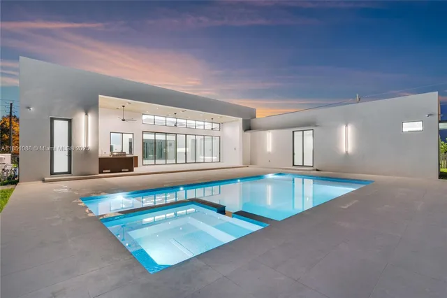 $4,299,000 | 12190 Northwest 6th Street, Miami, FL 33182