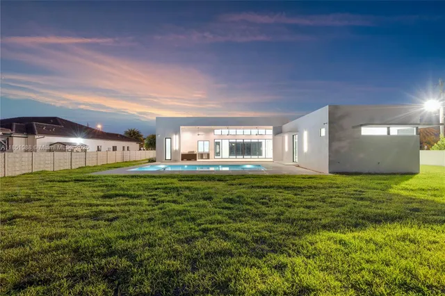 $4,299,000 | 12190 Northwest 6th Street, Miami, FL 33182