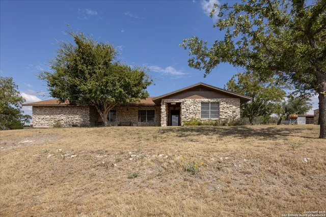 $679,000 | 542 Fm 473, Comfort, TX 78013