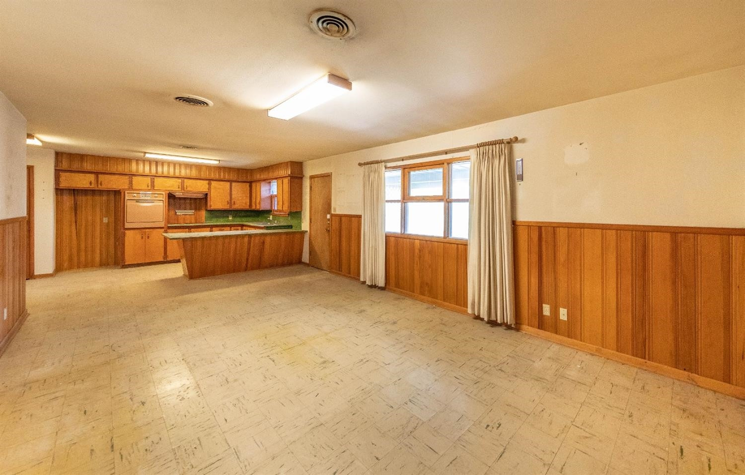 3510 47th Street Lubbock, TX 79413 - Photo 4 of 19 Photo 4