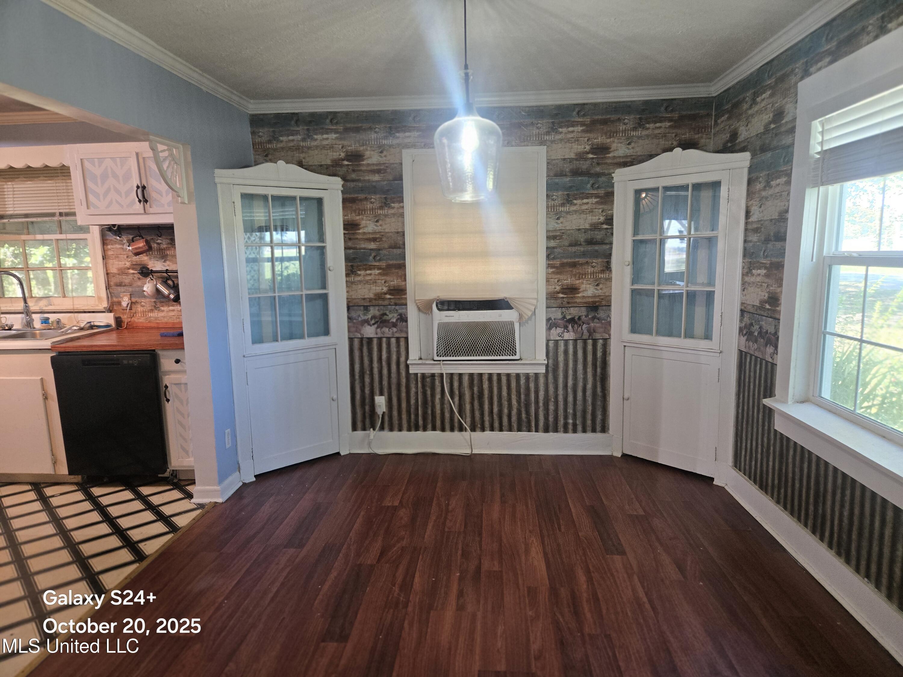 238 Front Street Silver City, MS 39166 - Photo 11 of 31 20251020_130245