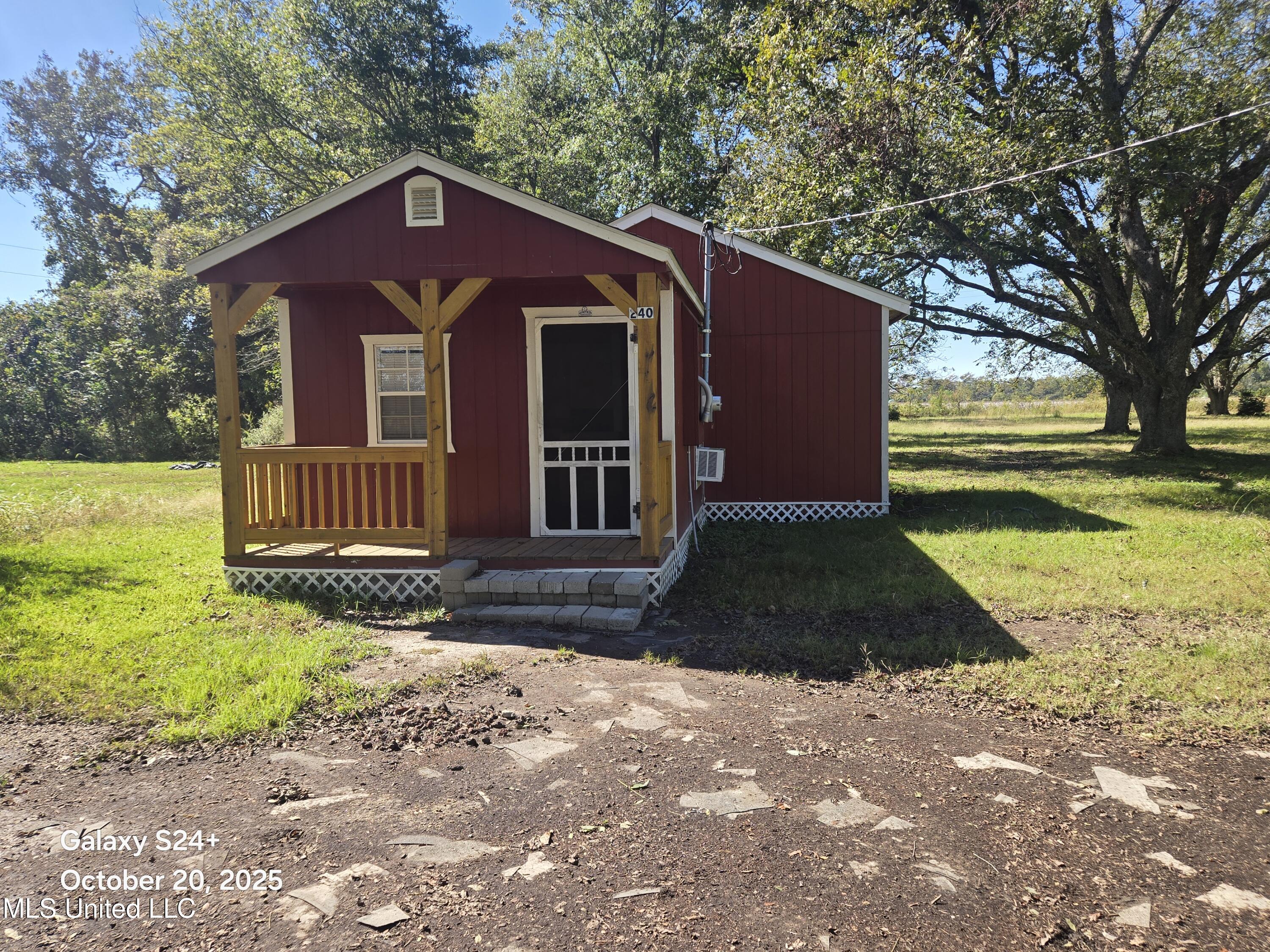 238 Front Street Silver City, MS 39166 - Photo 15 of 31 20251020_125430