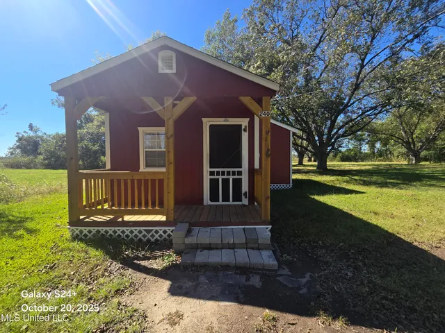 $57,000 | 238 Front Street, Silver City, MS 39166