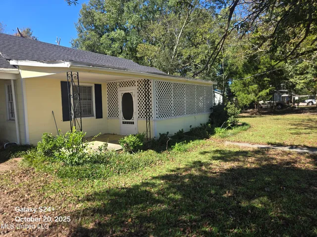 $57,000 | 238 Front Street, Silver City, MS 39166