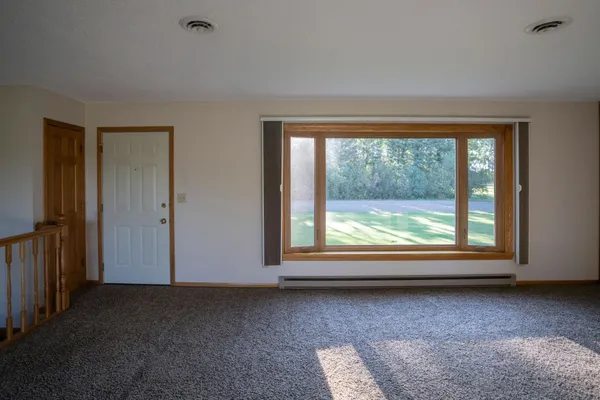 $647,500 | 11386 33k Street Southeast, Valley City, ND 58072
