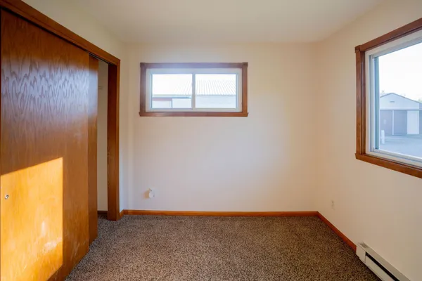 $647,500 | 11386 33k Street Southeast, Valley City, ND 58072