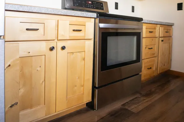 $647,500 | 11386 33k Street Southeast, Valley City, ND 58072