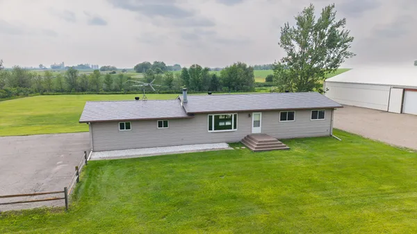 $647,500 | 11386 33k Street Southeast, Valley City, ND 58072