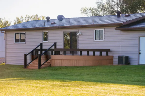 $647,500 | 11386 33k Street Southeast, Valley City, ND 58072