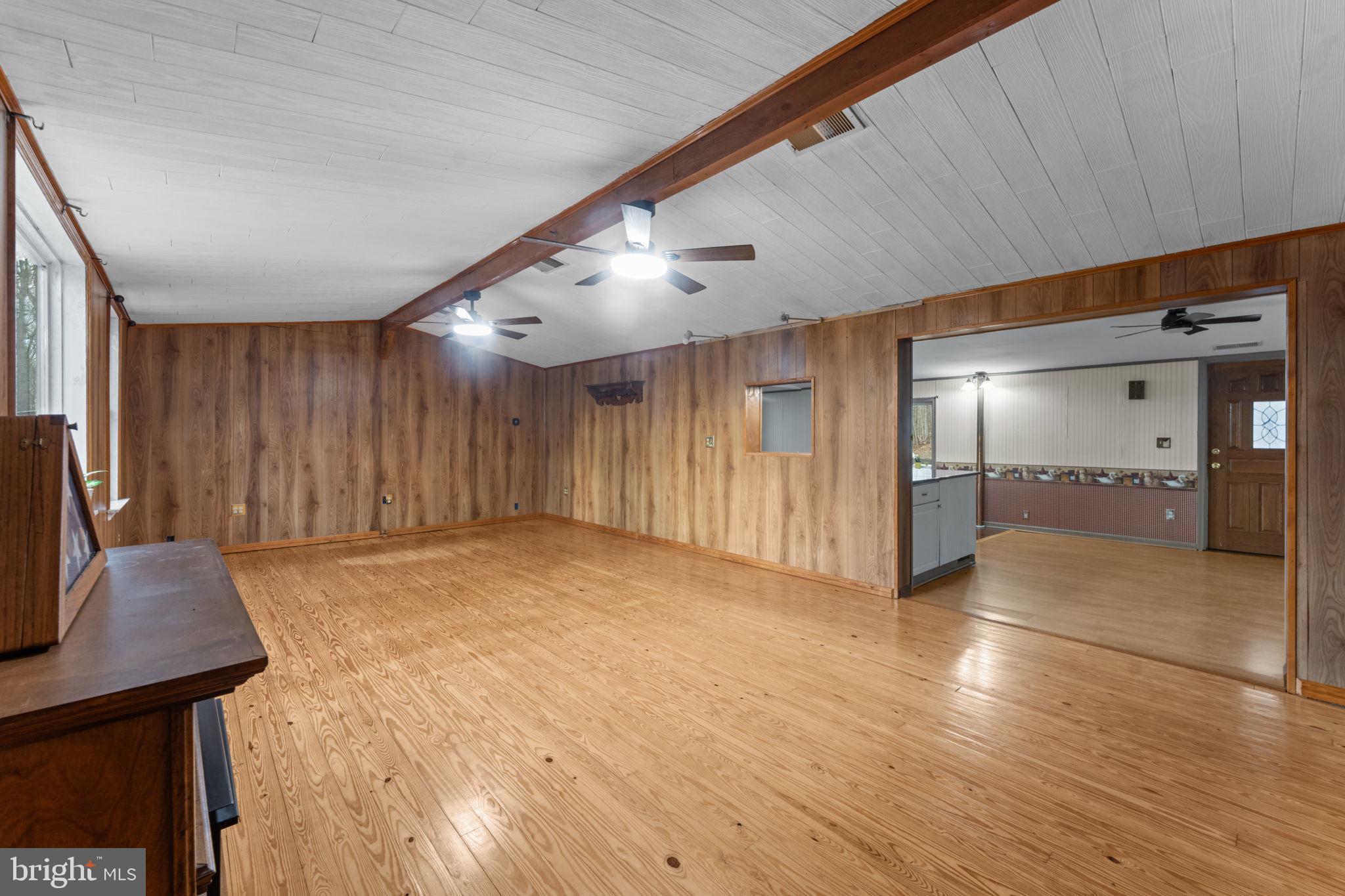 29082 Raccoon Ford Road Burr Hill, VA 22433 - Photo 25 of 78 Updated lighting and ceiling fans with lights.