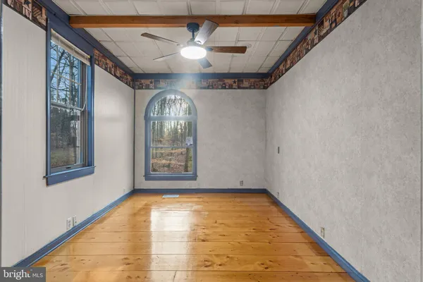 $345,000 | 29082 Raccoon Ford Road, Burr Hill, VA 22433