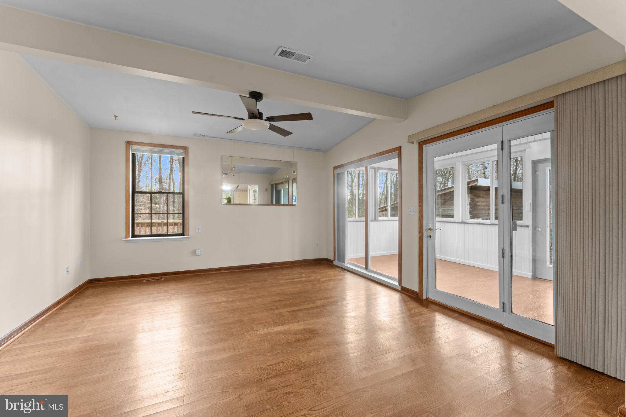 29082 Raccoon Ford Road Burr Hill, VA 22433 - Photo 37 of 78 Master Bedroom - sitting area