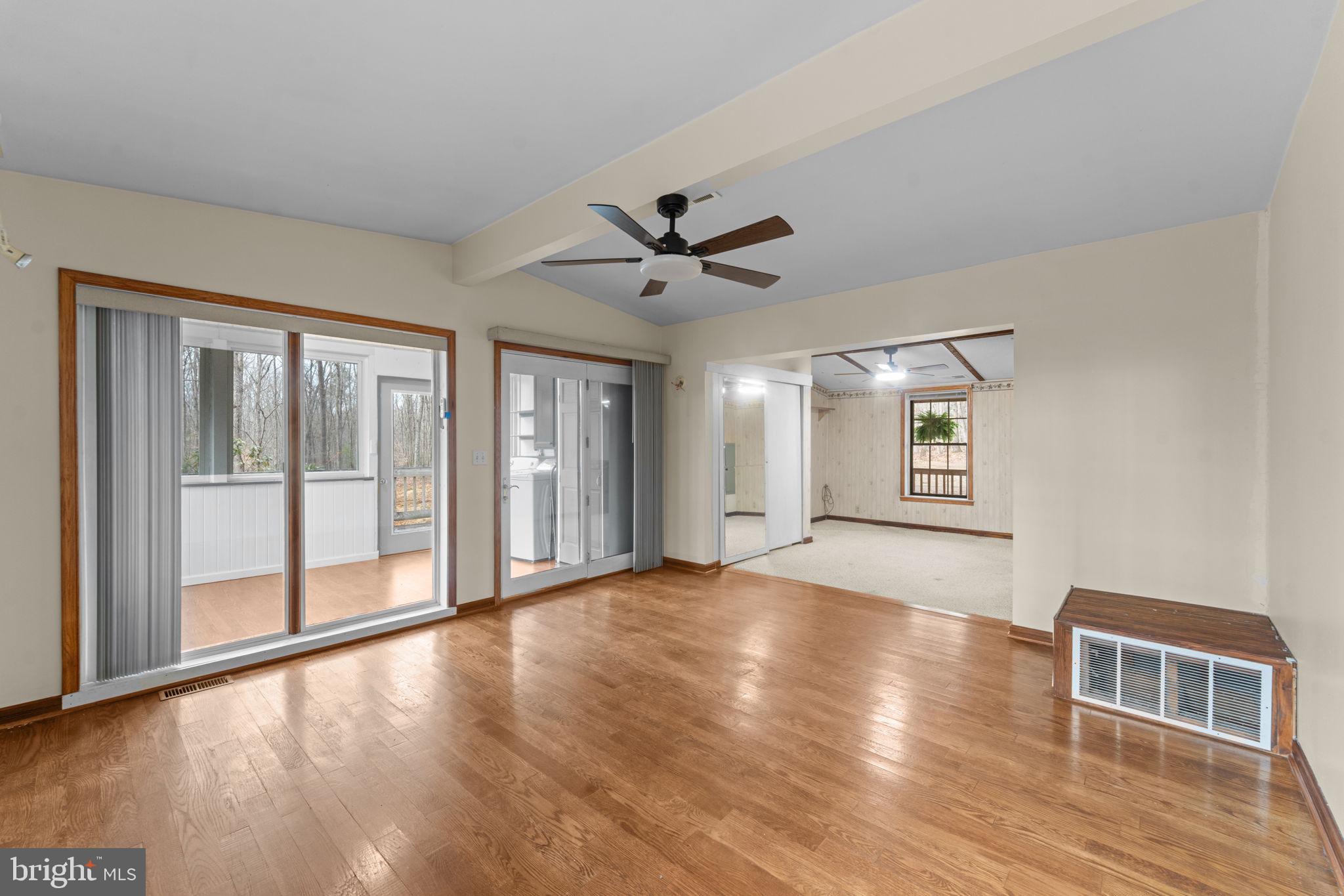 29082 Raccoon Ford Road Burr Hill, VA 22433 - Photo 38 of 78 Expansive master with sitting room & sun porch.