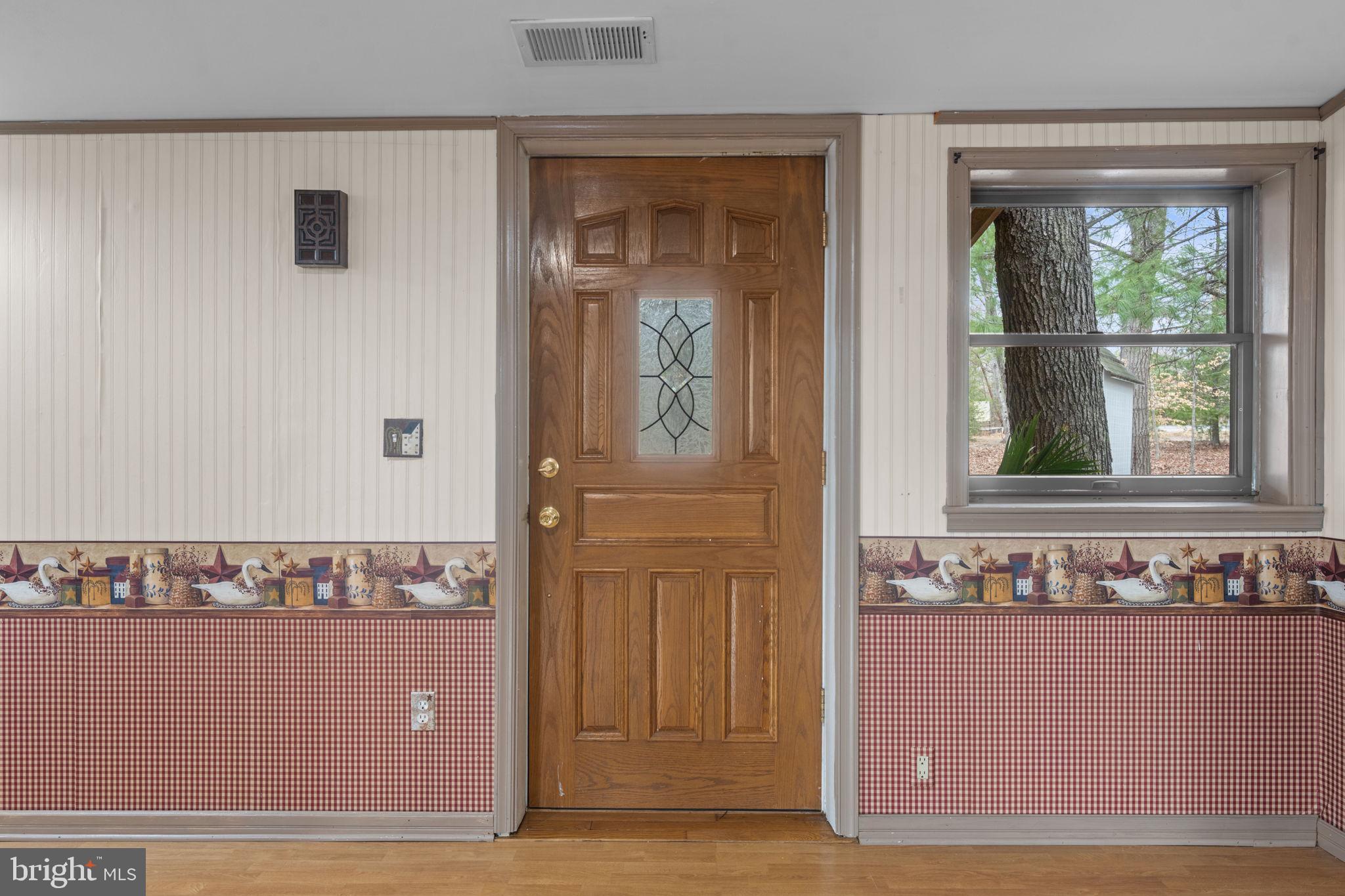 29082 Raccoon Ford Road Burr Hill, VA 22433 - Photo 54 of 76 warm and inviting