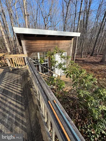 $345,000 | 29082 Raccoon Ford Road, Burr Hill, VA 22433