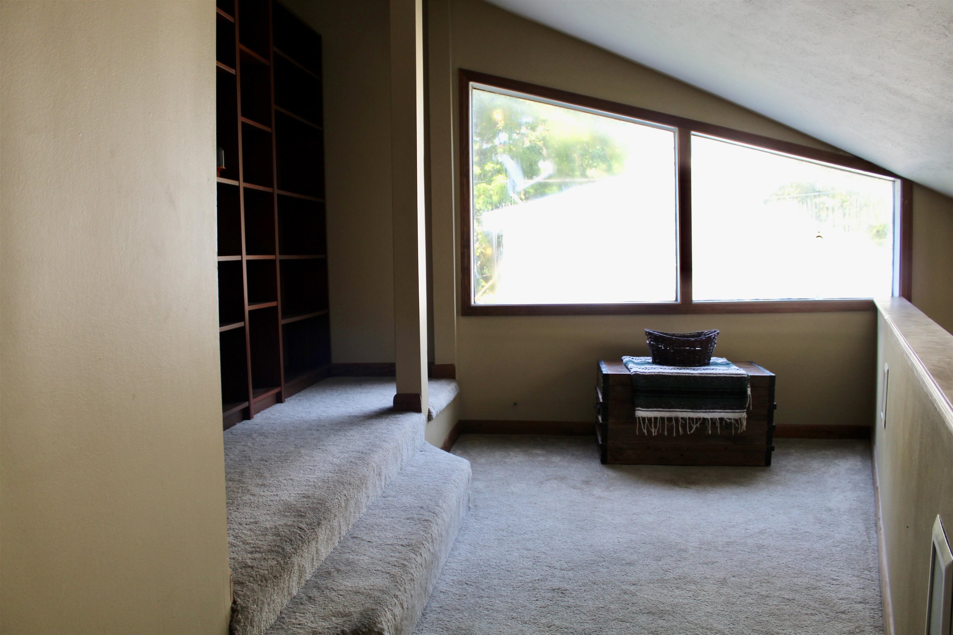 2432 Norton Road Howell, MI 48843 - Photo 43 of 52 50153986-414c3e7d-f09a-46b3-ae14-f360a6559352.JPG