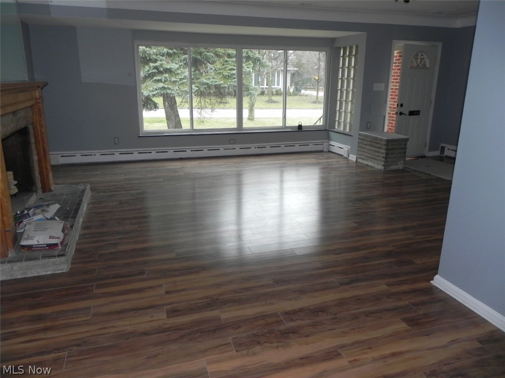 9350 Oakdale Road Parma, OH 44129 - Photo 4 of 19 Gallery Image 4