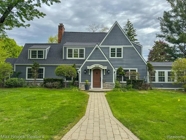 $1,499,999 | 972 Oxford Street, Birmingham, MI 48009