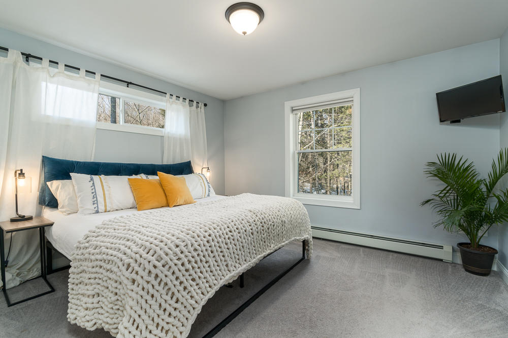 87 Blackstrap Road Falmouth, ME 04105 - Photo 15 of 26 87Blackstrap-32