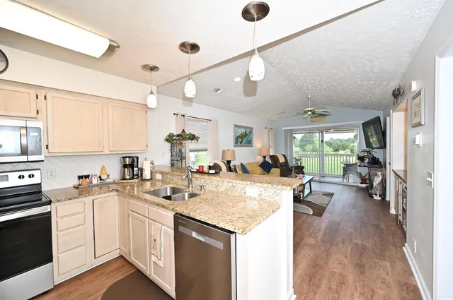 $137,900 | 697 Tupelo Lane, Unit 24G, Longs, SC 29568