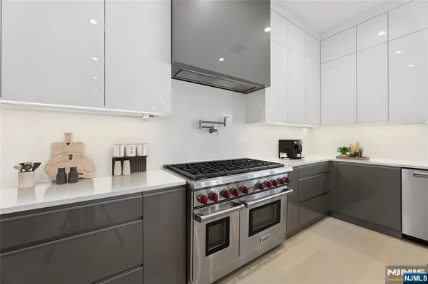 $2,378,900 | 228 Spring Valley Road, Paramus, NJ 07652