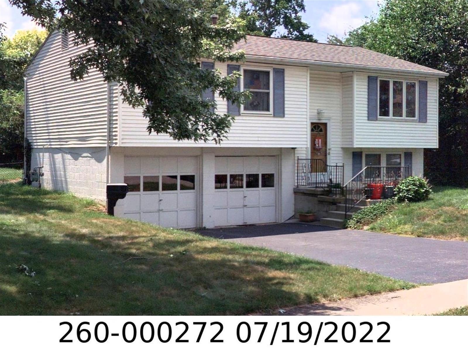 2933 Fleet Road Columbus, OH 43232 - Photo 1 of 14 2933 Feet Rd
