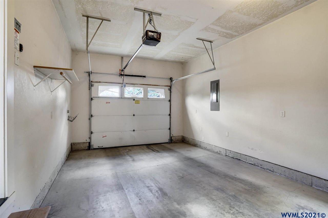 1308 Southwest Elm Street Albany, OR 97321 - Photo 21 of 27 Gallery Image 21