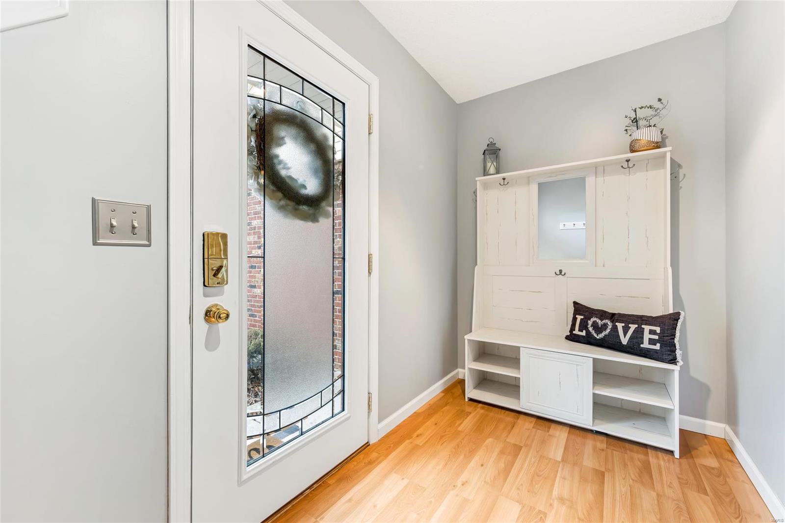 323 Devonshire Court St. Peters, MO 63376 - Photo 3 of 37