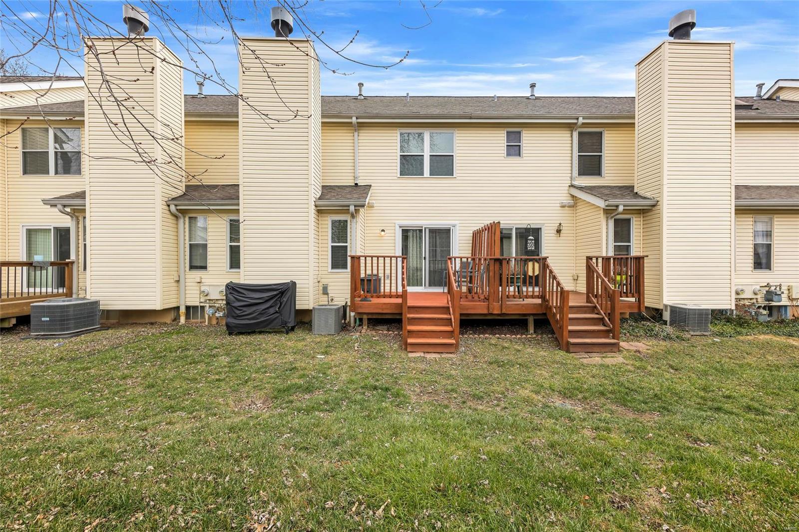 323 Devonshire Court St. Peters, MO 63376 - Photo 32 of 37