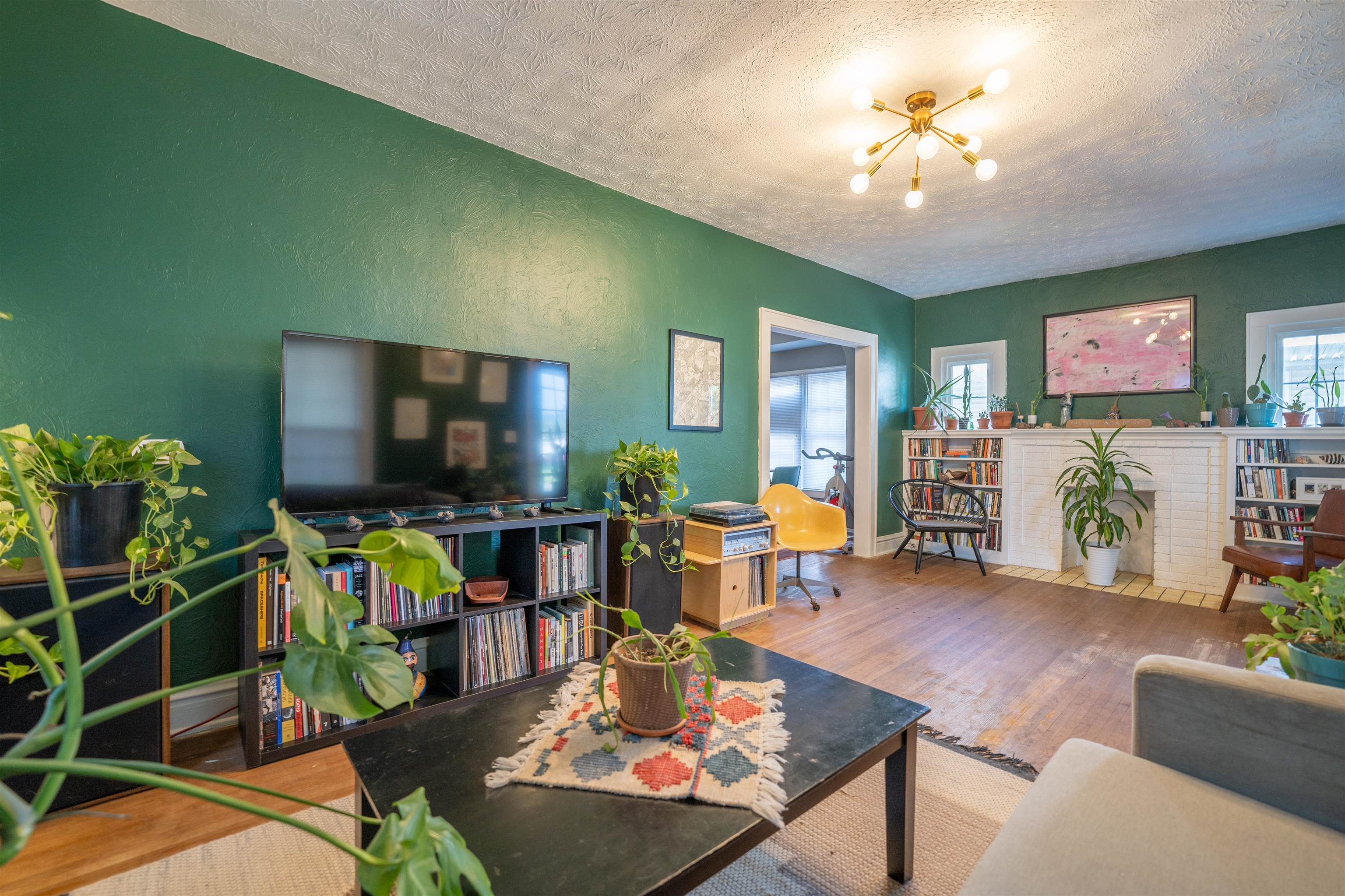 2929 Piedmont Road Huntington, WV 25704 - Photo 7 of 22 Gallery Image 7