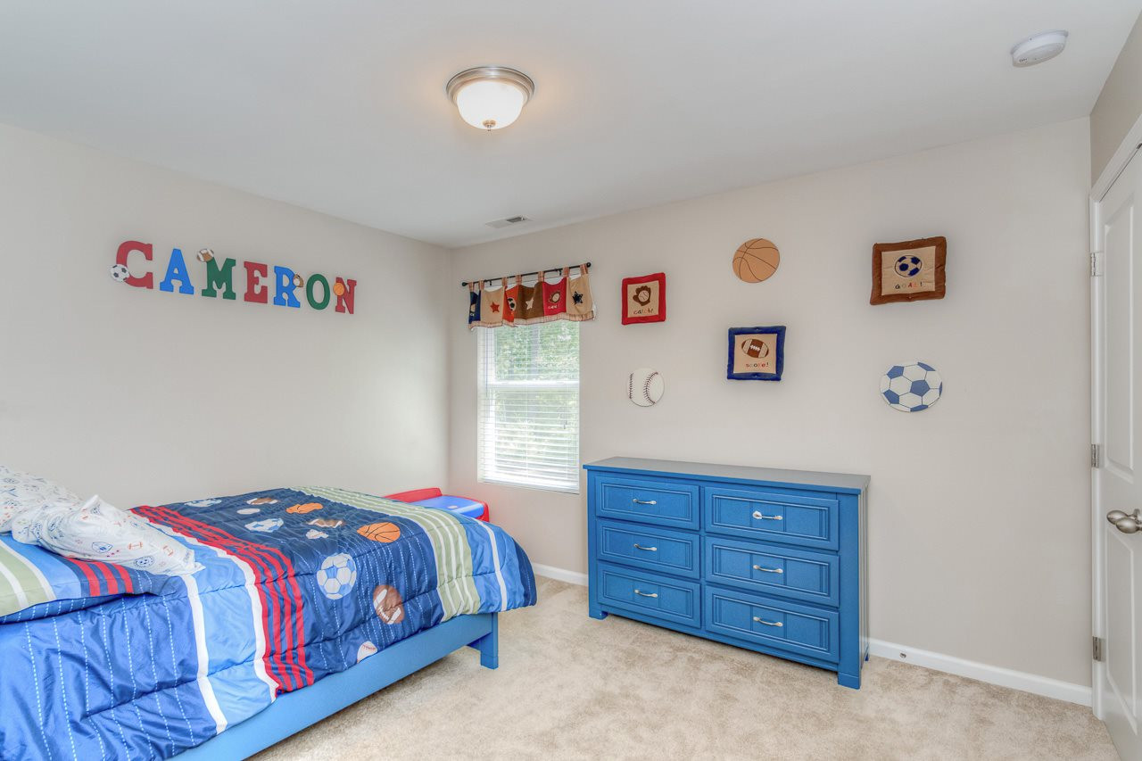 1505 Willowcrest Road Durham, NC 27703 - Photo 21 of 23 Third bedroom