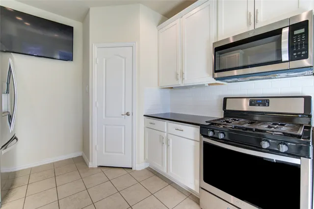 $469,000 | 30243 Twisting Springs Drive, Brookshire, TX 77423