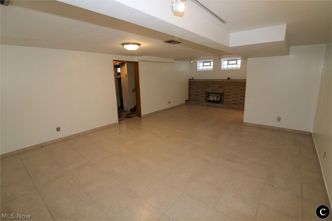 6442 Keltonshire Road Parma, OH 44129 - Photo 14 of 22 Gallery Image 14