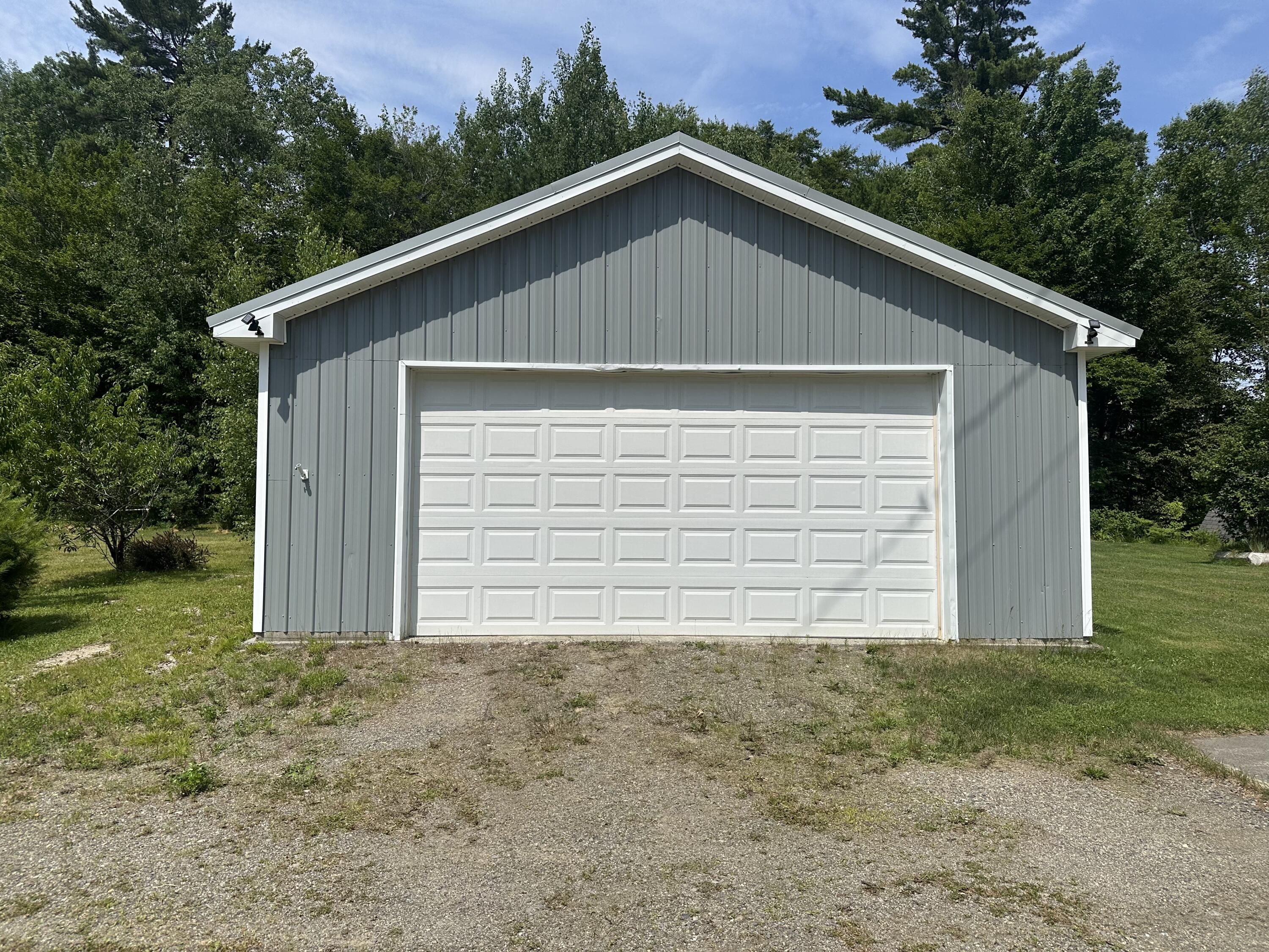 1 Boulder Way Millinocket, ME 04462 - Photo 5 of 58 2343EDE1-E19B-4807-AE28-24BC15668C3F