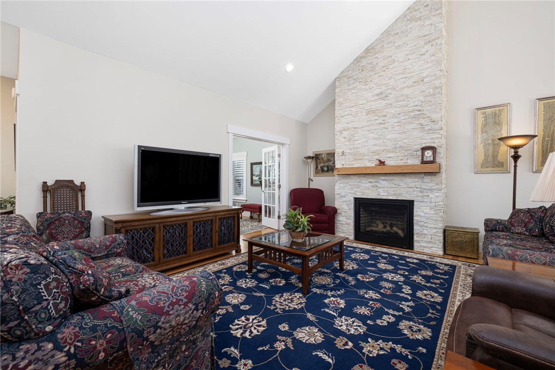 35 Abbey Road South Kingstown, RI 02879 - Photo 15 of 45