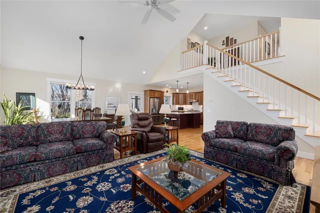 $1,200,000 | 35 Abbey Road, South Kingstown, RI 02879