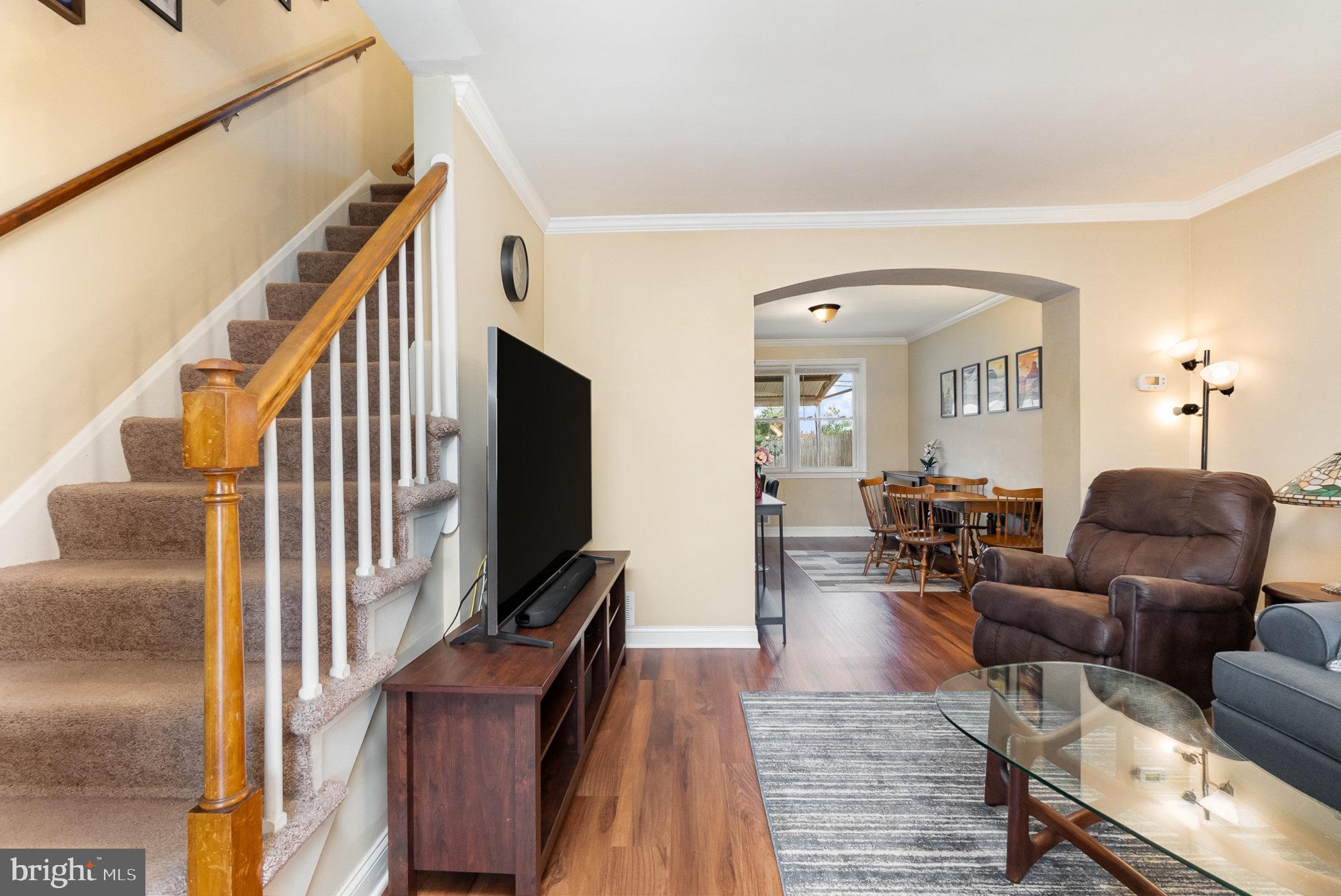 1729 Searles Road Baltimore, MD 21222 - Photo 3 of 27 Family room