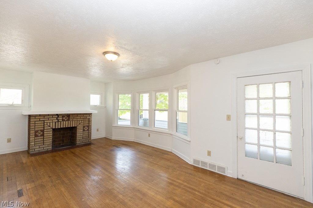 14221 Glenside Road Cleveland, OH 44110 - Photo 25 of 50